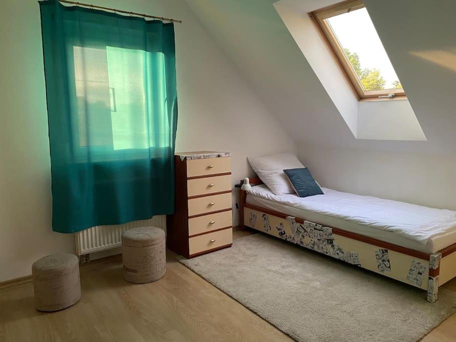 4 Bedroom Family House With Access To A Hot Tub Goczalkowice Zdroj Bagian luar foto