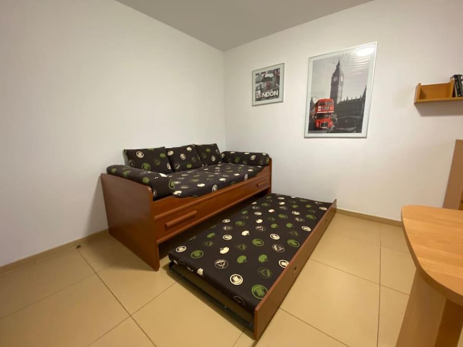 4 Bedroom Family House With Access To A Hot Tub Goczalkowice Zdroj Bagian luar foto