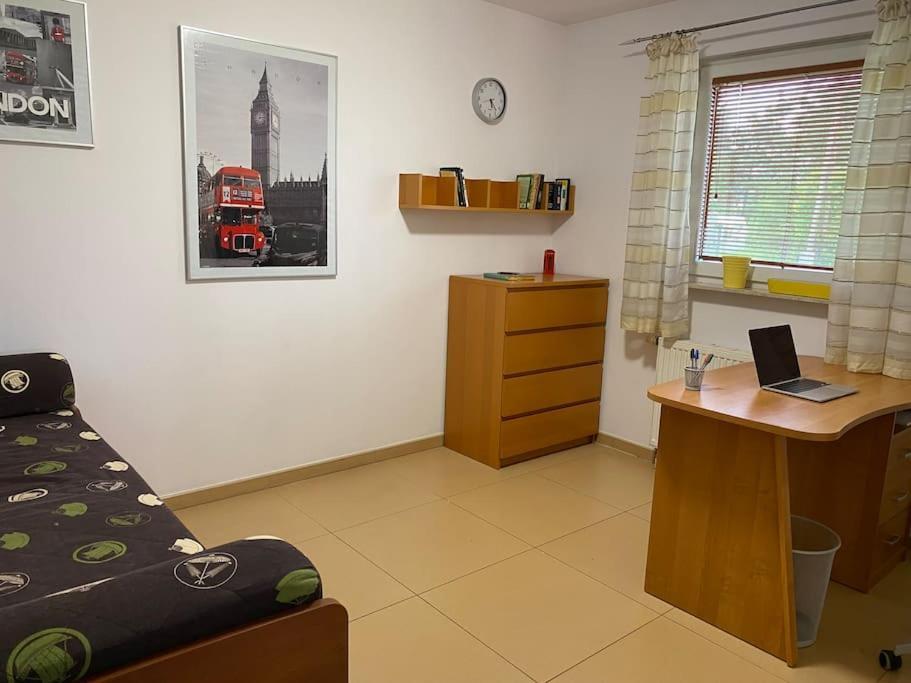 4 Bedroom Family House With Access To A Hot Tub Goczalkowice Zdroj Bagian luar foto